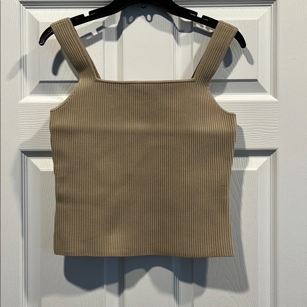 Darling Tan Ribbed Sleeveless Tank Top.‎ Size M New With Tags